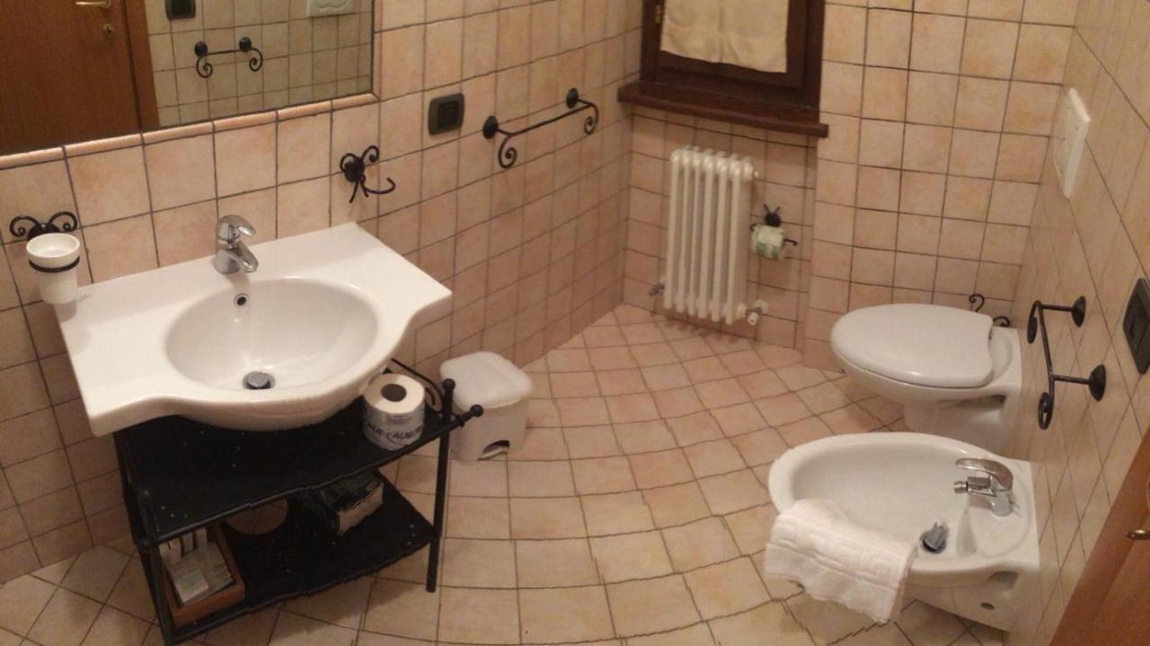 Il Castagno Bed & Breakfast Montemonaco Exterior photo