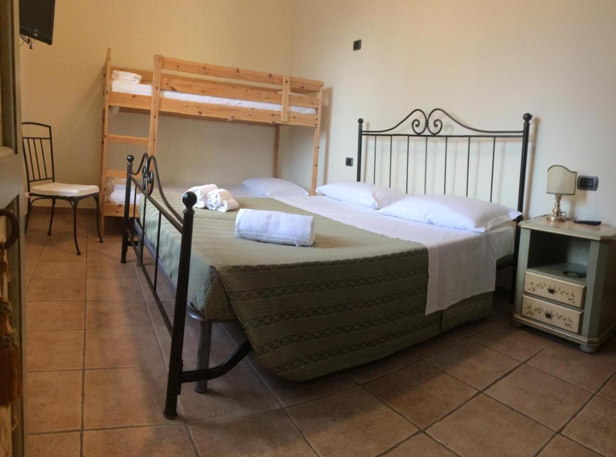 Il Castagno Bed & Breakfast Montemonaco Exterior photo